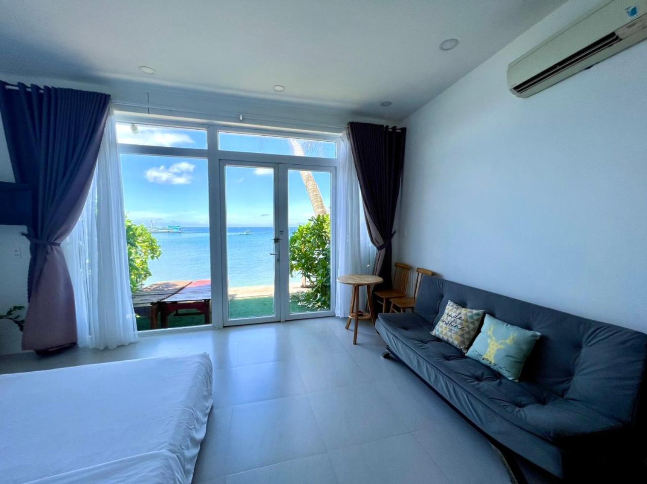 Апарт отель Larina Beach House Дуонг-Донг Экстерьер фото